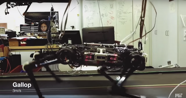 MIT開発の四足歩行ロボット「Cheetah 3」は大ジャンプができ、視覚情報なしで階段をのぼる