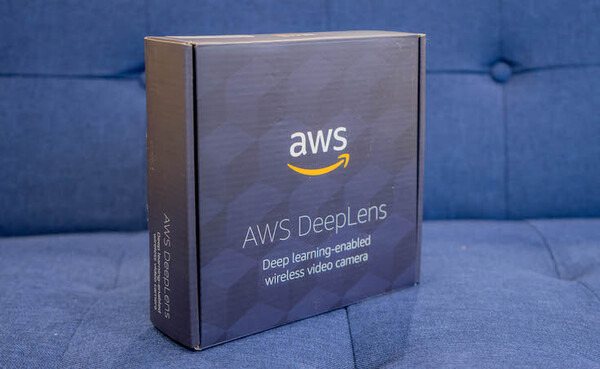 【レビュー】手軽に深層学習が始められる「AWS DeepLens」をゲット！さっそく開封の儀