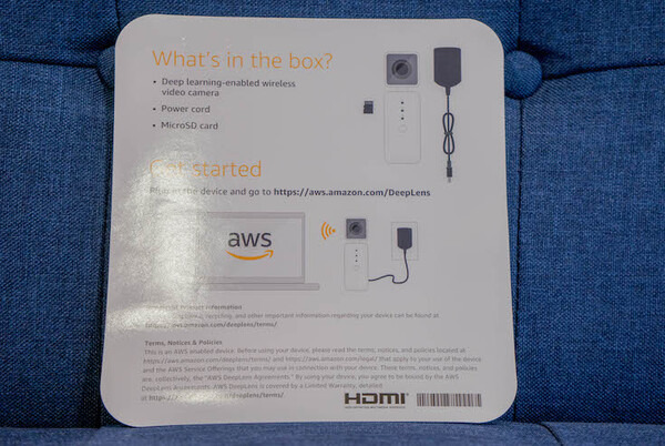 【レビュー】手軽に深層学習が始められる「AWS DeepLens」をゲット！さっそく開封の儀