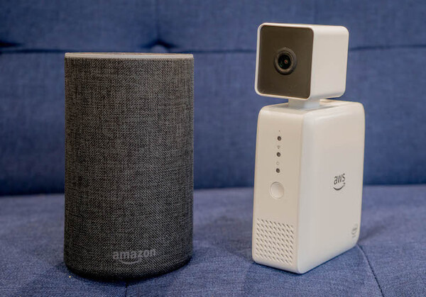 【レビュー】手軽に深層学習が始められる「AWS DeepLens」をゲット！さっそく開封の儀