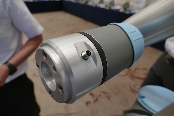 ユニバーサルロボット、新主力製品「e-シリーズ」の説明会を実施　UXを刷新、より幅広い現場で速やかに使えるように