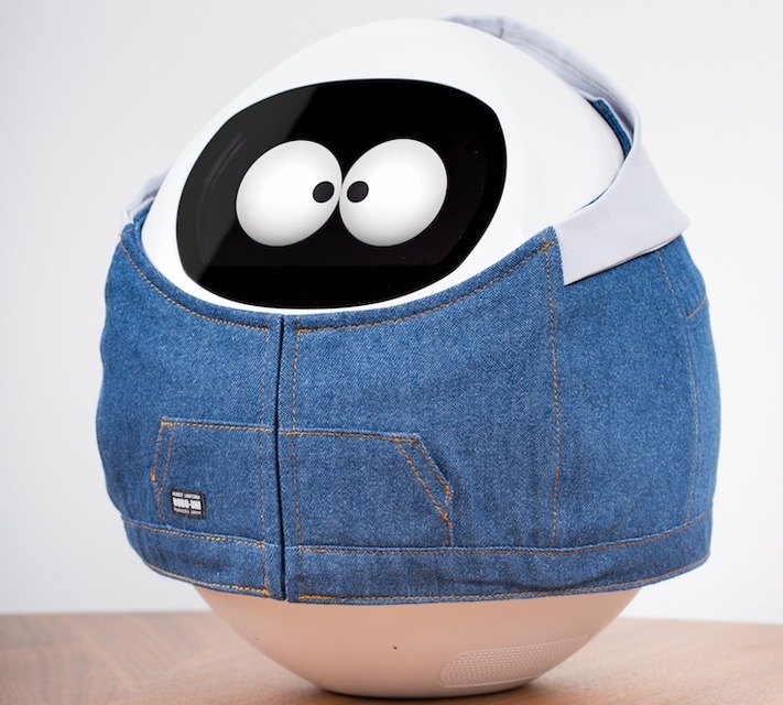 ロボット「Tapia（タピア）」2周年記念企画・オリジナルユニフォーム着用モデルが本日から予約受付開始！