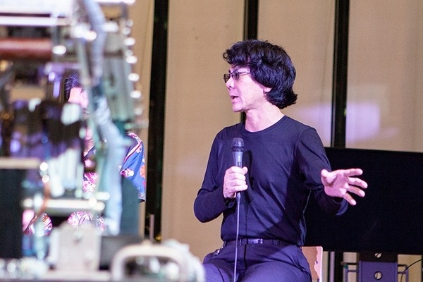 【日本初演】アンドロイドが30名のオーケストラを指揮してオペラを歌う「Scary Beauty」レポート、オルタは深淵の指揮者なのか