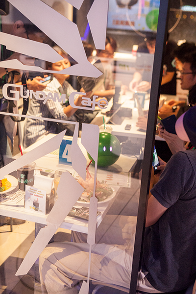 「ガンシェルジュ ハロ Night」ガンダムカフェ秋葉原で見てきた！セイラ役の藩めぐみさんとハロがドキドキの会話、イベント参加レポート