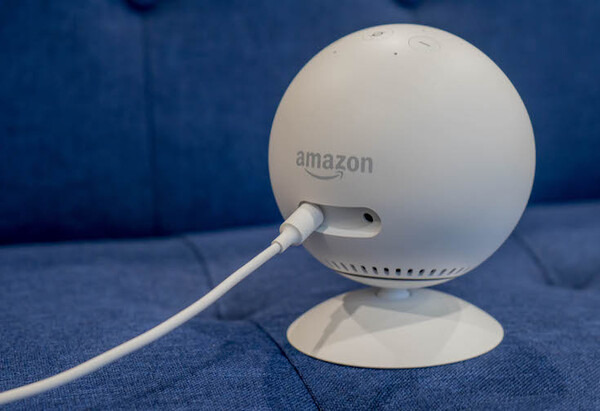 【発売前レビュー】明日発売の日本語版「Echo Spot」！ Alexa搭載のディスプレイ付きスマスピ