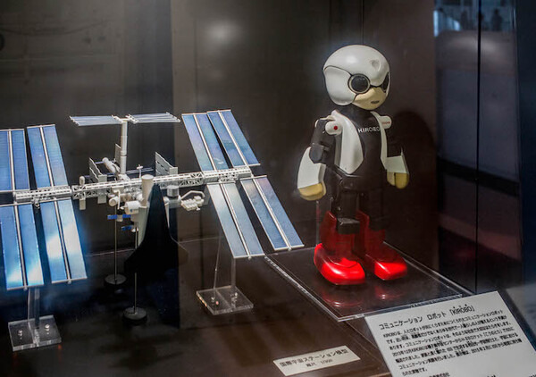 日本科学未来館で開催中の「デザインあ展」でロボット見てきた