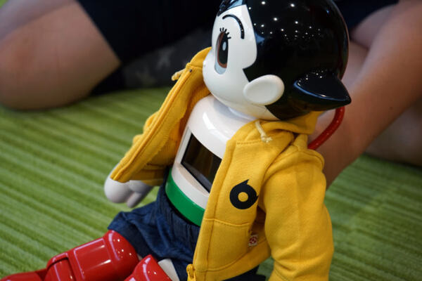 子供服メーカーが作った「ATOMウェア（通常版）」を体験【週刊鉄腕アトムを作ろう！】