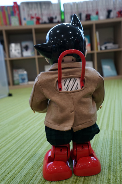 子供服メーカーが作った「ATOMウェア（通常版）」を体験【週刊鉄腕アトムを作ろう！】