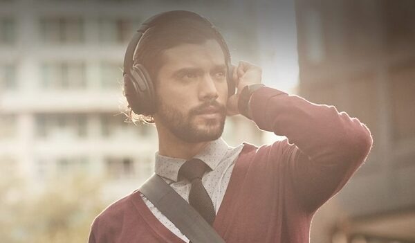 BOSEのワイヤレスヘッドホン「QuietComfort 35 II」がアレクサとGoogleアシスタントに両対応