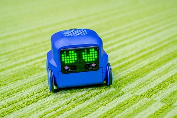 本日発売の新ロボット「ハロー！QB」で遊んでみた！ 小学生男子におすすめ！
