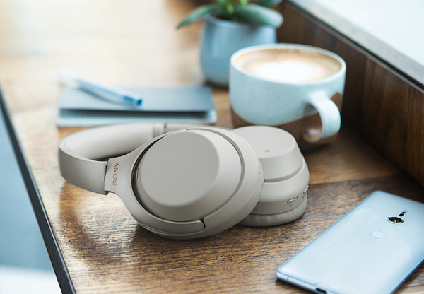 ソニー、Googleアシスタント対応の「パーティースピーカー」を発表　ノイズキャンセリング付きの「ワイヤレスヘッドホン」も