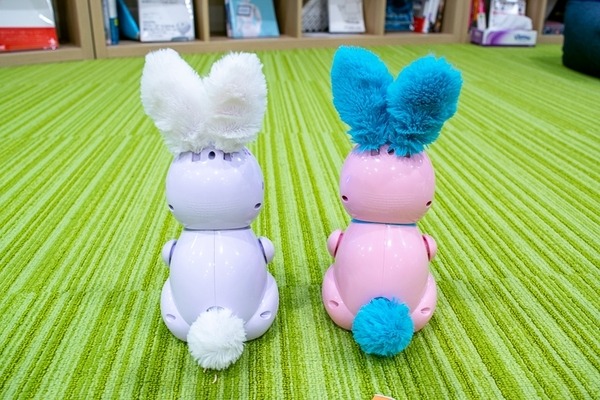 前代未聞！ 食べて”うんちする”ウサギ型ロボット「はらぺこラビット」、タカラトミーが発売へ