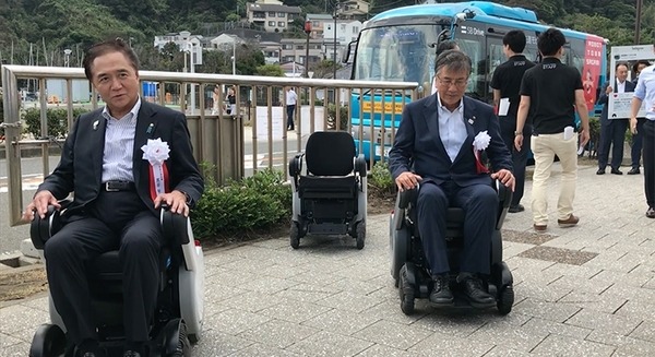 日本初、観光地の公道で自動運転バスが走る！江ノ島で小田急と江ノ電、SBドライブが実証実験を公開