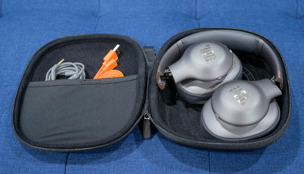 JBL初の「Googleアシスタント」搭載オーバーイヤーヘッドホン「JBL EVEREST 710GA」実機レビュー