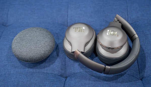 JBL初の「Googleアシスタント」搭載オーバーイヤーヘッドホン「JBL EVEREST 710GA」実機レビュー