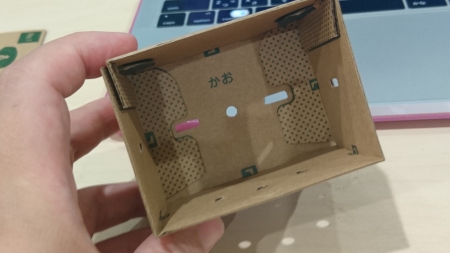 【本日発売！】ダンボールを素材にした「embot（エムボット）」の製品版を作ってみました！