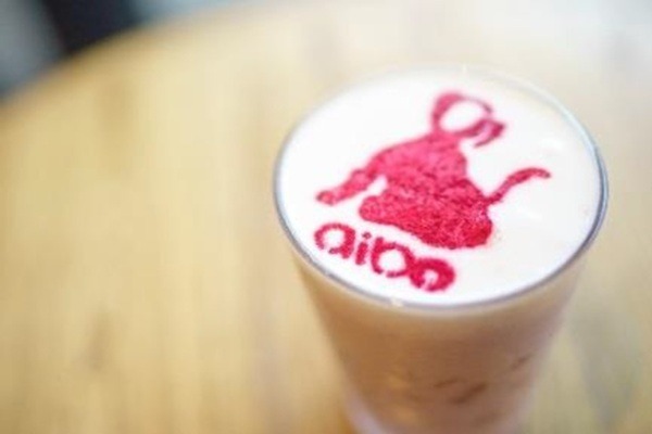 aiboのスペシャルドリンクや特別メニューも　銀座プレイス2周年企画はaiboをメインに