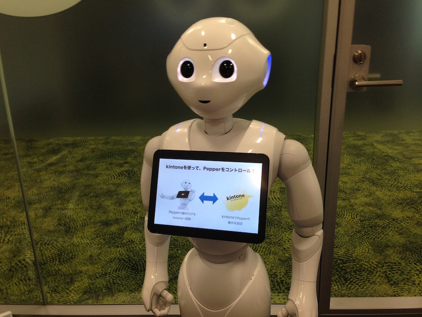 Pepperアプリを簡単に開発できるM-SOLUTIONS社「Smart at robo for Pepper」を見てきました。