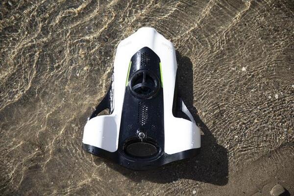 4Kビデオも撮影可能な水中ドローン「BW Space」、「Makuake」にて限定先行販売を開始