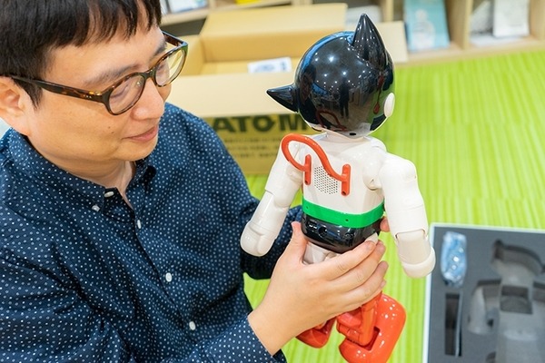 【10/1発売】講談社の「完成版 ATOM（アトム）」を先行入手！通常版と比較してみた！【週刊 鉄腕アトムを作ろう！】