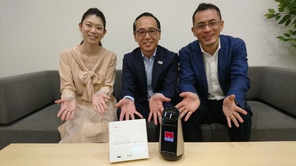 【本日配信】セコムやグーグル検索にも対応！ ソニーの家庭用ロボット「Xperia Hello!」 が大幅機能アップデート