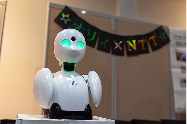 「寝たきりでも分身ロボットで働けるカフェ」が示す協働の未来　NTT東日本×オリィ研究所/講演会レポート