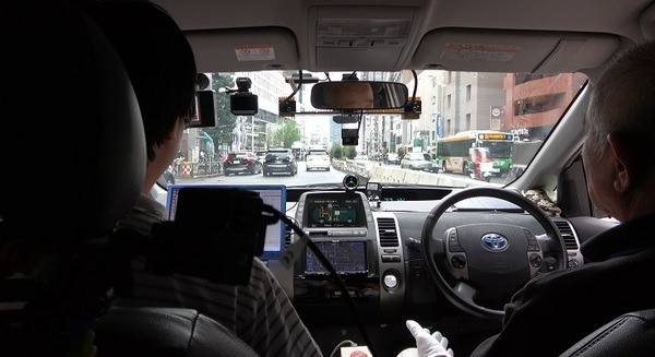 【全国初】複数台の自動運転車が同時遠隔監視で走る！交通量の多い青梅街道、約1.5kmをレベル3で走行