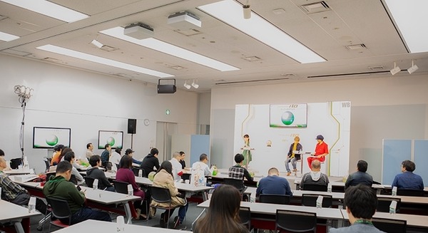 アムロとハロの夢の会話が実現！ガンダムの会話ロボット「ガンシェルジュ ハロ」と古谷徹氏が交わした音葉は