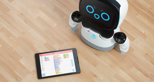 【腕の動きがすごい】NUWA Roboticsが家庭用コミュニケーションロボットを台湾で販売
