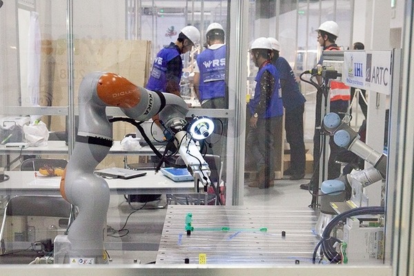 産業ロボットの実用性と拡張性に挑むWRS「ものづくりカテゴリー」競技の見どころを競技委員長に聞く / World Robot Summit 2018