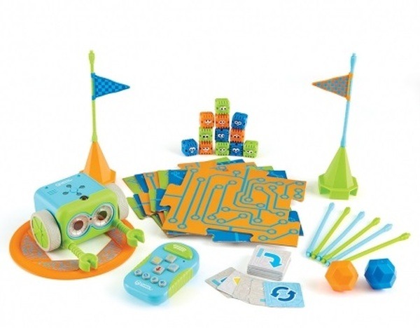 「Amazon 知育・学習玩具大賞 2018」発表！大賞は「ピカちんキット」、部門賞はスフィロ・ミニ等、特別賞はロボット知育玩具「ボットリー」