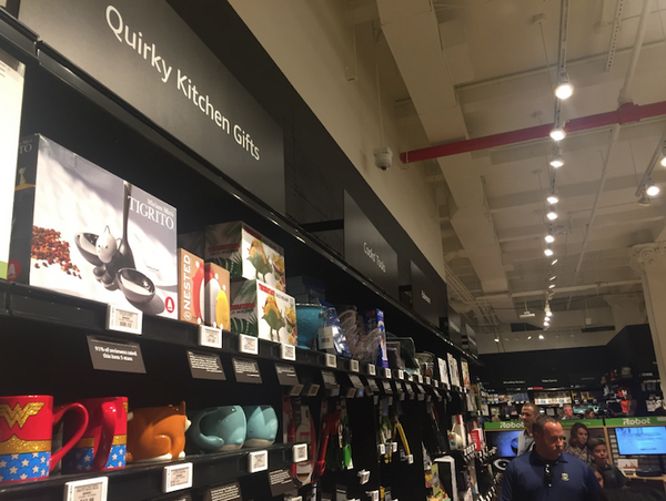 ニューヨークのAmazonの実店舗「4-Star」に行ってきた！　高評価の商品を2000点販売