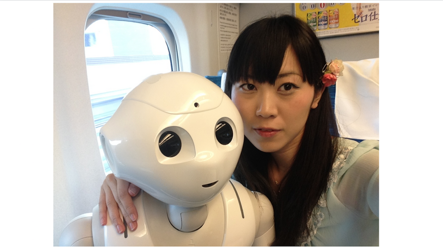 「ロボットとは会話しません」 —— 真の魅力はどこに？ ロボットと暮らす女性3名が本音で語る