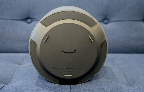 【速攻レビュー】Amazon Echo初のサブウーファー「Echo Sub」開封の儀！4.2kgの重量と存在感が凄い