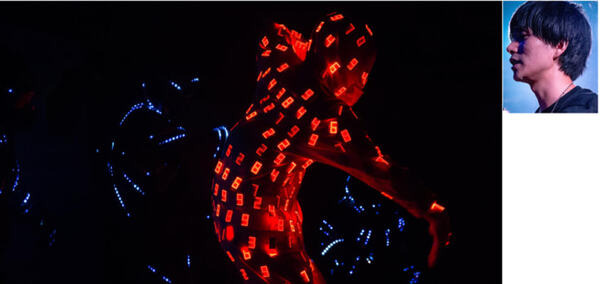 身長約3mのロボットが人間と協調した光のダンスパフォーマンスを初披露！Robotic Choreographer