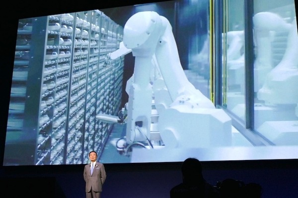 なぜ火鍋専門店にロボットだったのか　パナソニック津賀社長が語った「くらしアップデート」とは