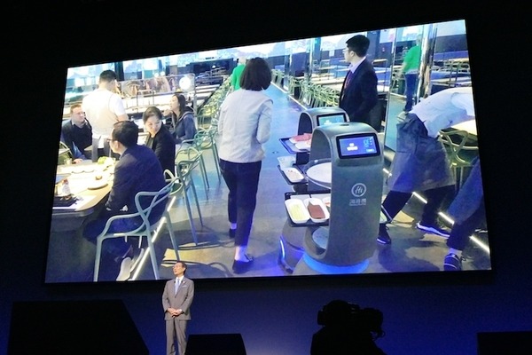 なぜ火鍋専門店にロボットだったのか　パナソニック津賀社長が語った「くらしアップデート」とは