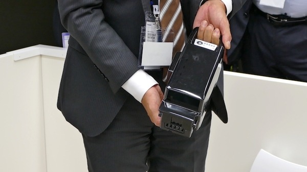 パナソニック、fuRoと開発中のロボット掃除機コンセプトモデルを公開　業務用ロボット掃除機「RULO pro」のセミナーも