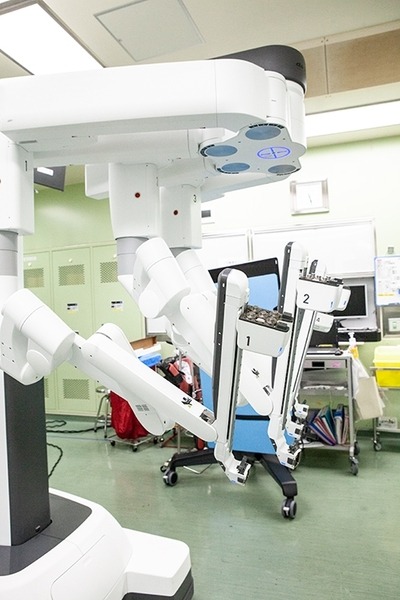 ロボット支援手術が急増！「ダビンチ」とはどんなロボットか? 特長と課題、ロボット手術をとりまく日本の状況を探る(ダビンチ特集 /前編)