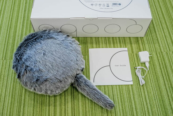 なでるとしっぽをフリフリ！ その構造は？ 注目ロボット「Qoobo」レビュー