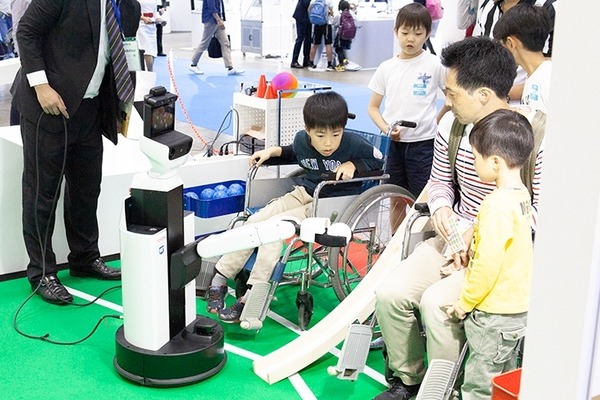 夢は科学者に宇宙飛行士！子ども達がロボットに出会い、未来のサイエンティストへの夢に繋がる ～子ども達の「World Robot Summit」～