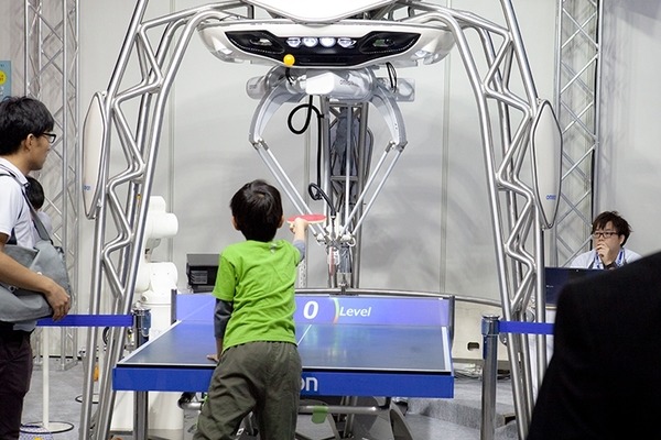 夢は科学者に宇宙飛行士！子ども達がロボットに出会い、未来のサイエンティストへの夢に繋がる ～子ども達の「World Robot Summit」～