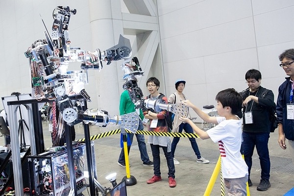 夢は科学者に宇宙飛行士！子ども達がロボットに出会い、未来のサイエンティストへの夢に繋がる ～子ども達の「World Robot Summit」～