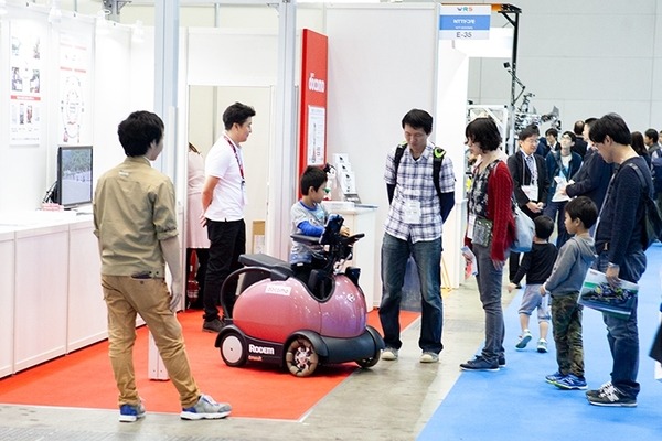 夢は科学者に宇宙飛行士！子ども達がロボットに出会い、未来のサイエンティストへの夢に繋がる ～子ども達の「World Robot Summit」～