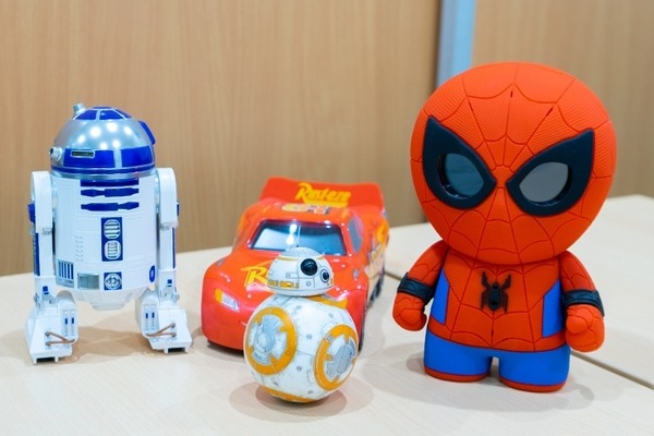 【レビュー】スフィロの最新ロボットボール「Sphero BOLT」(1)　特徴と進化したポイント、ドロー・プログラミングに挑戦