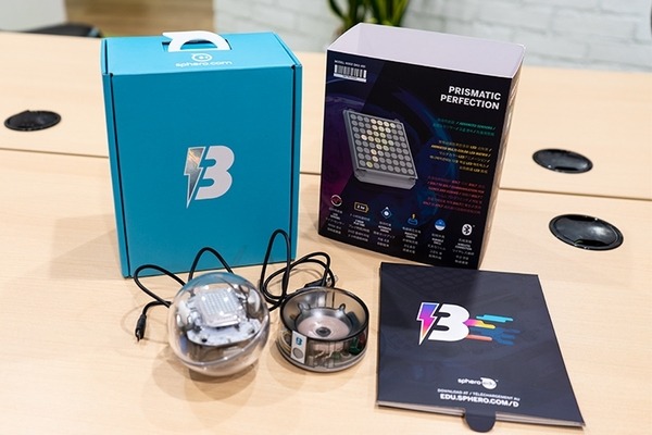 【レビュー】スフィロの最新ロボットボール「Sphero BOLT」(1)　特徴と進化したポイント、ドロー・プログラミングに挑戦