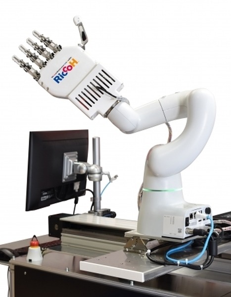 マッサージロボット、リッコーと豊橋技術科学大学が共同開発を開始