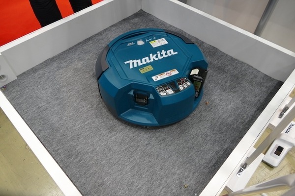 業務用も床掃除はロボットに任せる時代が本格到来　ビルメンヒューマンフェア ＆ クリーンEXPO 2018