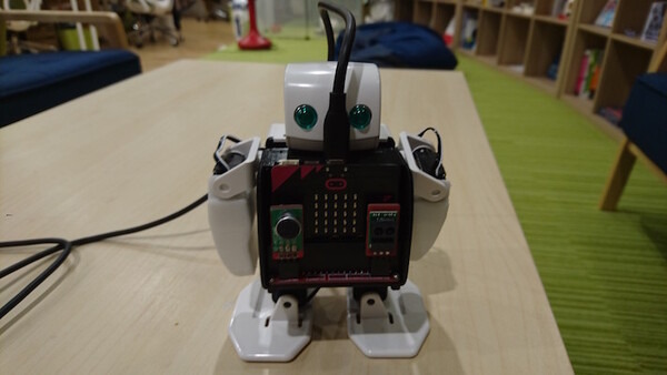 プログラミング学習用ロボット「PLEN:bit」で遊びながら学んでみた！