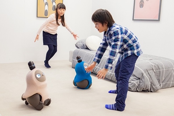 【柔らかくて温かい】話題のGROOVE Xの家族型ロボット「LOVOT」を体験してきた！こだわりの技術まとめ